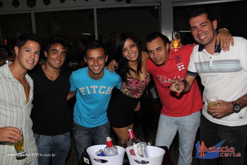 Balada: Fotos de Sexta na Plataforma do Choop na Cidade do Automovel - DF