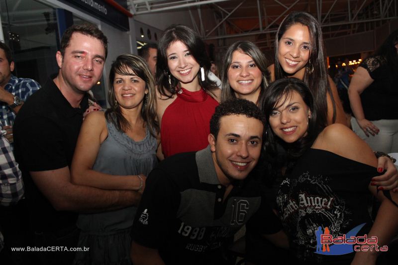 Balada: Fotos de Sexta na Plataforma do Choop na Cidade do Automovel - DF