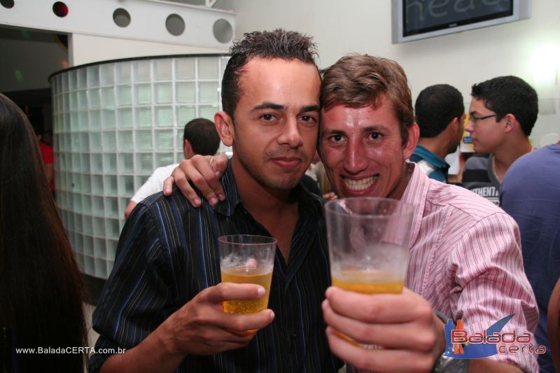 Balada: Fotos de Sexta na Plataforma do Choop na Cidade do Automovel - DF