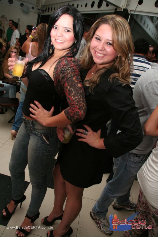 Balada: Fotos de Sexta na Plataforma do Choop na Cidade do Automovel - DF