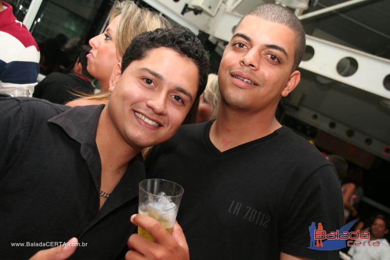 Balada: Fotos de Sexta na Plataforma do Choop na Cidade do Automovel - DF