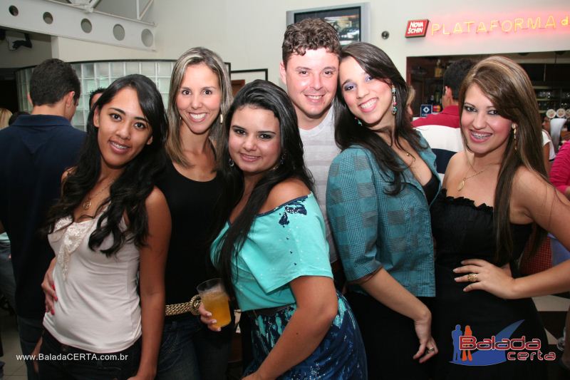 Balada: Fotos de Sexta na Plataforma do Choop na Cidade do Automovel - DF