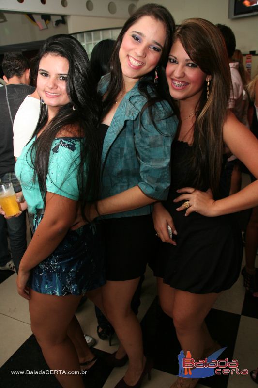 Balada: Fotos de Sexta na Plataforma do Choop na Cidade do Automovel - DF