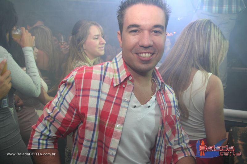 Balada: Fotos de Sexta na Plataforma do Choop na Cidade do Automovel - DF