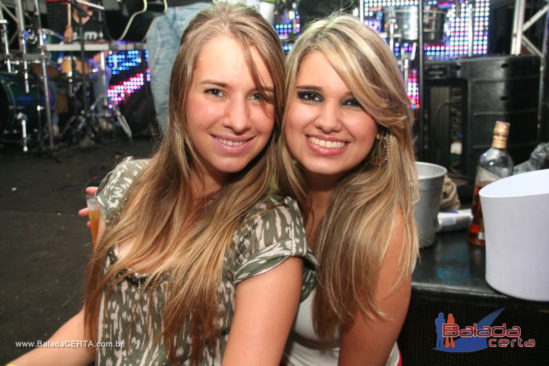 Balada: Fotos de Sexta na Plataforma do Choop na Cidade do Automovel - DF