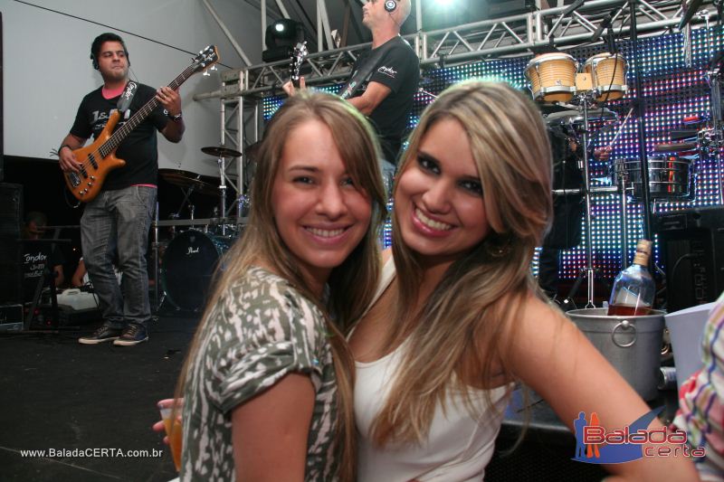 Balada: Fotos de Sexta na Plataforma do Choop na Cidade do Automovel - DF