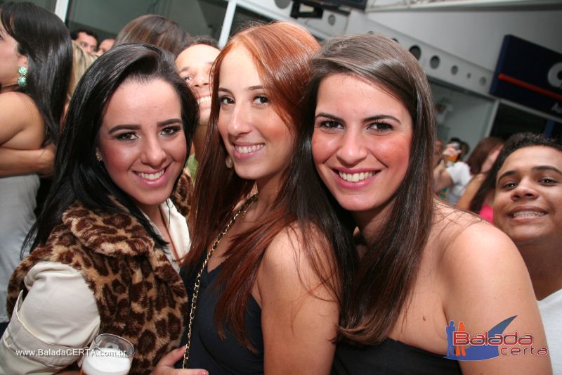 Balada: Fotos de Sexta na Plataforma do Choop na Cidade do Automovel - DF