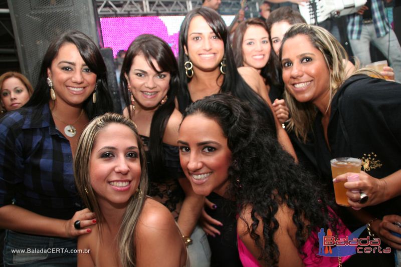 Balada: Fotos de Sexta na Plataforma do Choop na Cidade do Automovel - DF