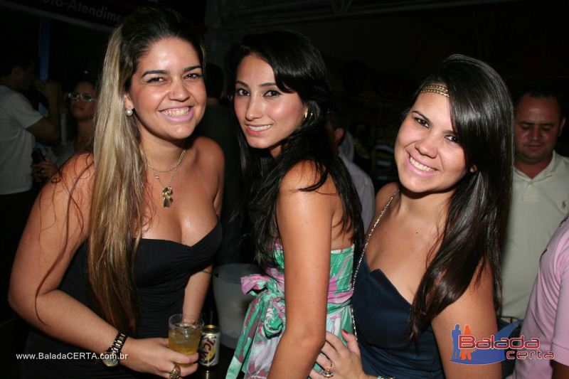 Balada: Fotos de Sexta na Plataforma do Choop na Cidade do Automovel - DF