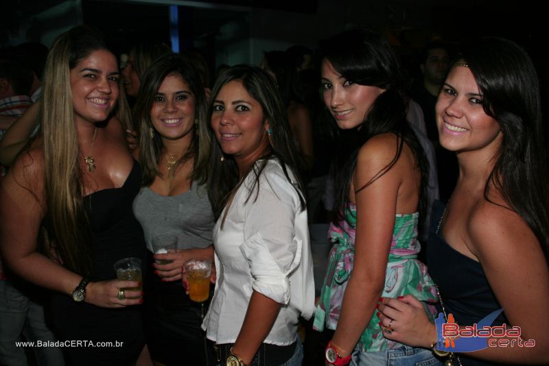 Balada: Fotos de Sexta na Plataforma do Choop na Cidade do Automovel - DF