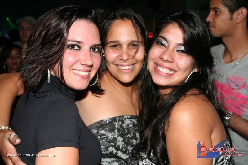 Balada: Fotos de Sexta na Plataforma do Choop na Cidade do Automovel - DF