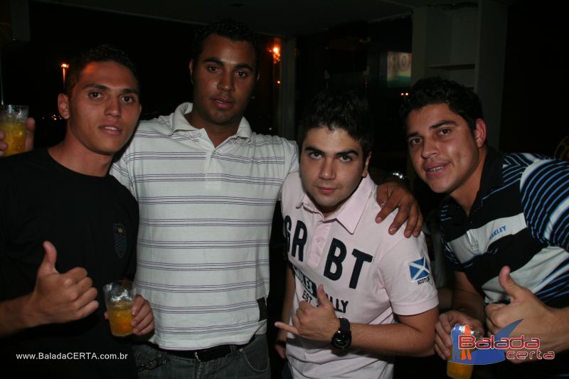 Balada: Fotos de Sexta na Plataforma do Choop na Cidade do Automovel - DF