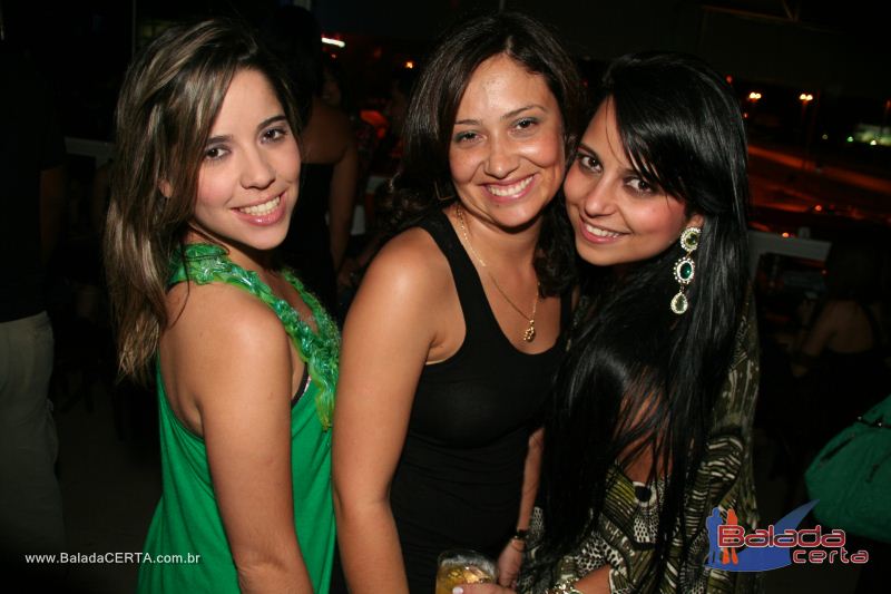 Balada: Fotos de Sexta na Plataforma do Choop na Cidade do Automovel - DF