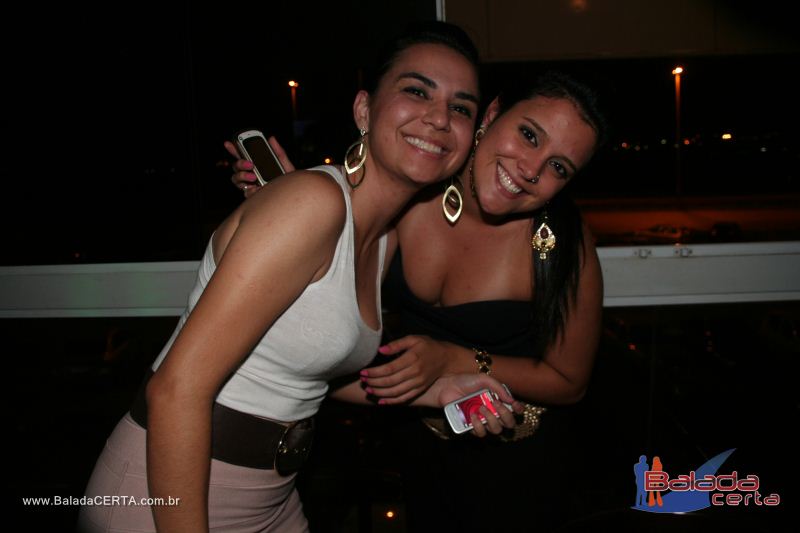 Balada: Fotos de Sexta na Plataforma do Choop na Cidade do Automovel - DF