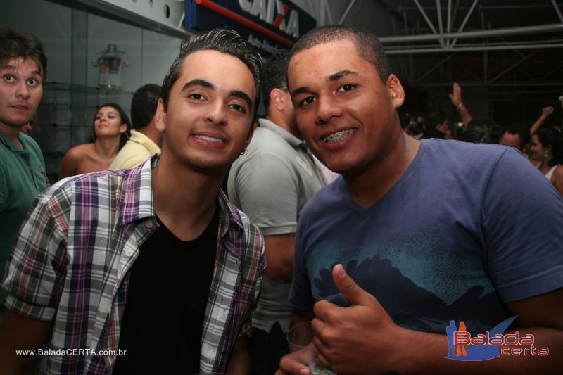 Balada: Fotos de Sexta na Plataforma do Choop na Cidade do Automovel - DF