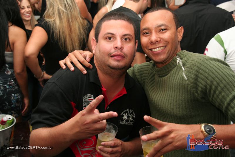 Balada: Fotos de Sexta na Plataforma do Choop na Cidade do Automovel - DF