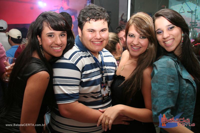 Balada: Fotos de Sexta na Plataforma do Choop na Cidade do Automovel - DF