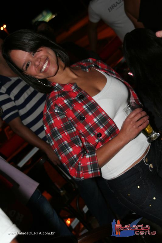 Balada: Fotos de Sexta na Plataforma do Choop na Cidade do Automovel - DF