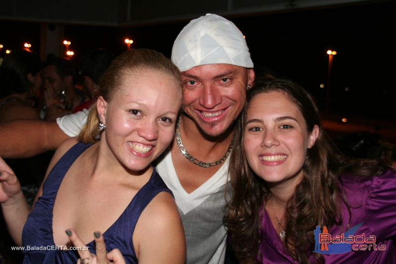 Balada: Fotos de Sexta na Plataforma do Choop na Cidade do Automovel - DF