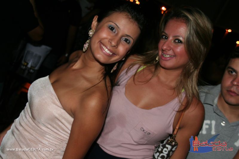 Balada: Fotos de Sexta na Plataforma do Choop na Cidade do Automovel - DF