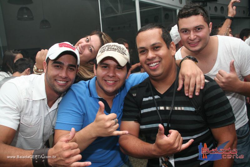 Balada: Fotos de Sexta na Plataforma do Choop na Cidade do Automovel - DF