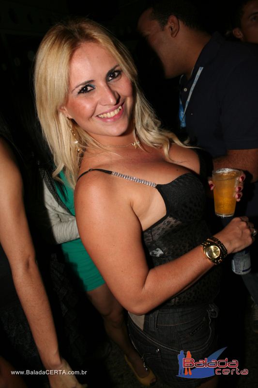 Balada: Fotos de Sexta na Plataforma do Choop na Cidade do Automovel - DF