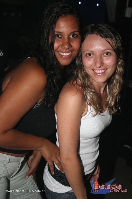 Balada: Fotos de Sexta na Plataforma do Choop na Cidade do Automovel - DF