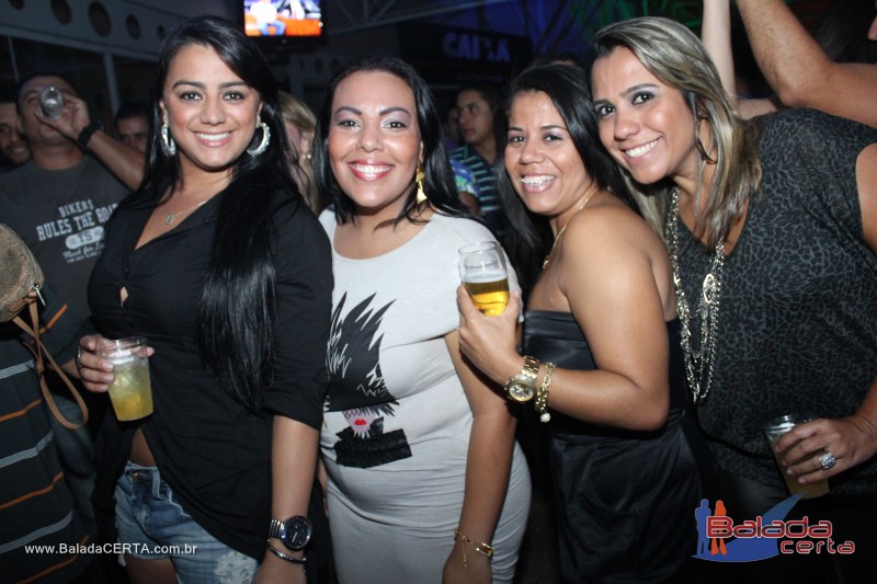 Balada: Fotos de Sexta na Plataforma do Choop na Cidade do Automovel - DF