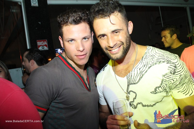 Balada: Fotos de Sexta na Plataforma do Choop na Cidade do Automovel - DF