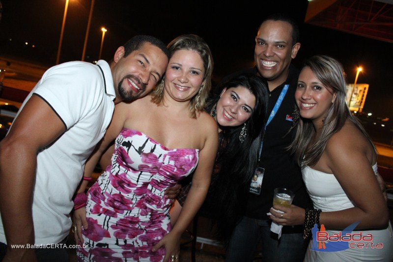Balada: Pr� Lan�amento do CD Junior & Marlon na Plataforma do Choop