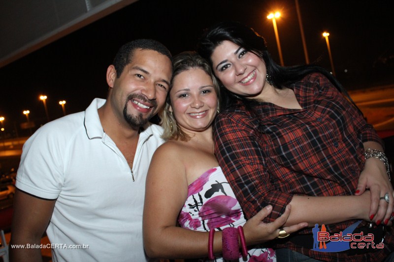 Balada: Pr� Lan�amento do CD Junior & Marlon na Plataforma do Choop