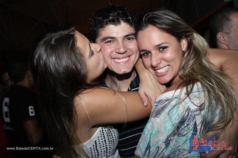 Balada: Pr� Lan�amento do CD Junior & Marlon na Plataforma do Choop