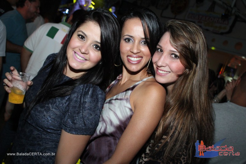 Balada: Pr� Lan�amento do CD Junior & Marlon na Plataforma do Choop