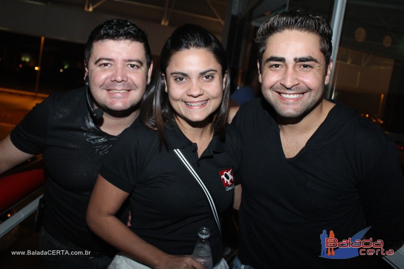 Balada: Pr� Lan�amento do CD Junior & Marlon na Plataforma do Choop