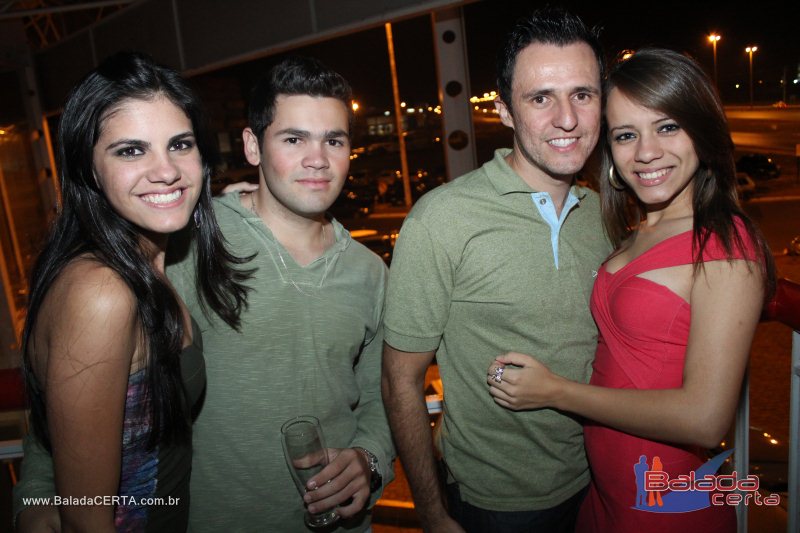 Balada: Fotos de Sexta na Plataforma do Choop na Cidade do Automovel - DF