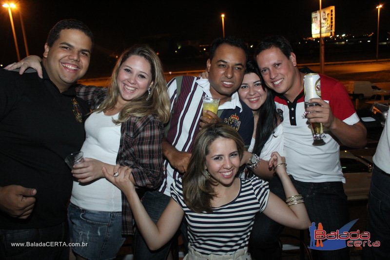 Balada: Fotos de Sexta na Plataforma do Choop na Cidade do Automovel - DF