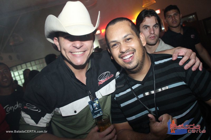Balada: Fotos de Sexta na Plataforma do Choop na Cidade do Automovel - DF