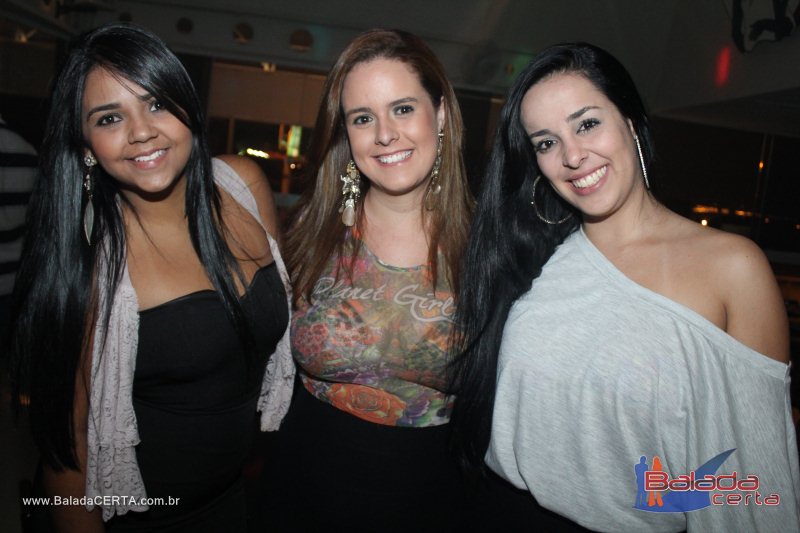 Balada: Fotos de Sexta na Plataforma do Choop na Cidade do Automovel - DF