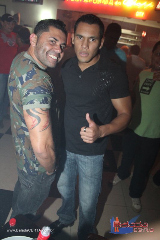 Balada: Fotos de Sexta na Plataforma do Choop na Cidade do Automovel - DF