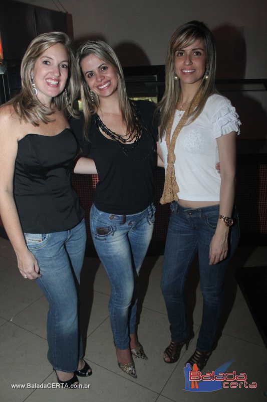 Balada: Fotos de Sexta na Plataforma do Choop na Cidade do Automovel - DF