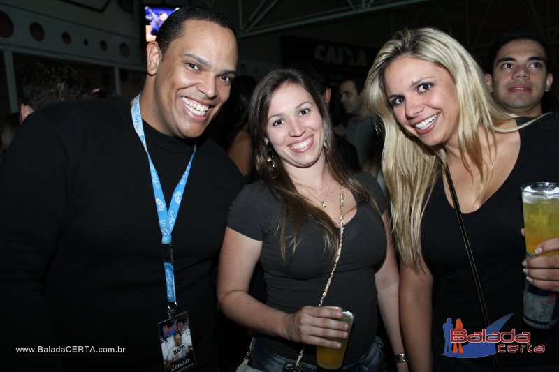 Balada: Fotos de Sexta na Plataforma do Choop na Cidade do Automovel - DF