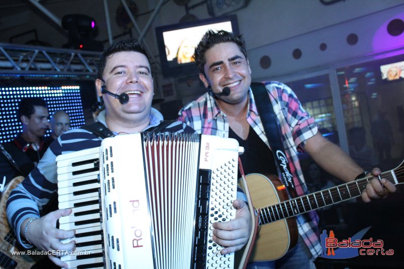 Balada: Fotos de Sexta na Plataforma do Choop na Cidade do Automovel - DF