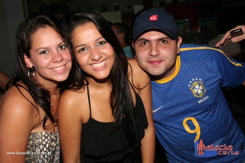 Balada: Fotos de Sexta na Plataforma do Choop na Cidade do Automovel - DF