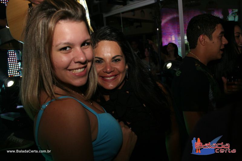 Balada: Fotos de Sexta na Plataforma do Choop na Cidade do Automovel - DF