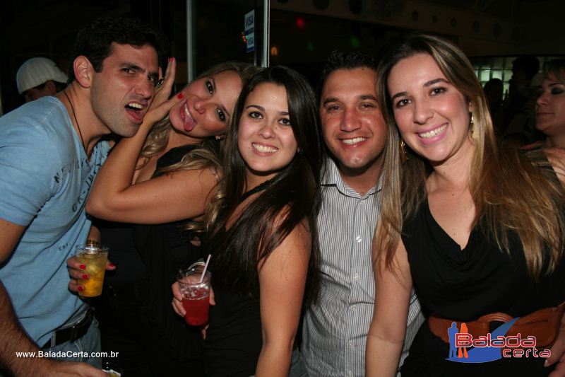 Balada: Fotos de Sexta na Plataforma do Choop na Cidade do Automovel - DF