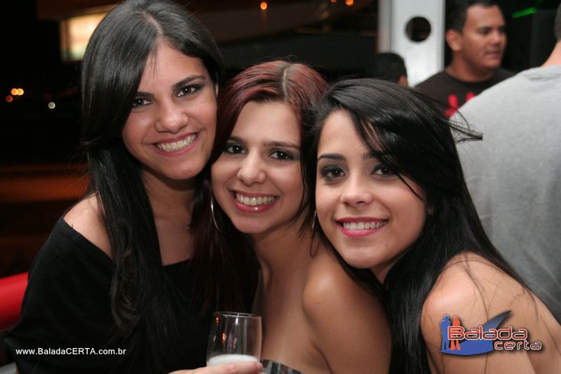 Balada: Fotos de Sexta na Plataforma do Choop na Cidade do Automovel - DF