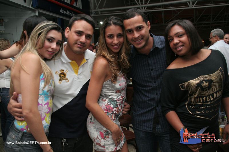 Balada: Fotos de Sexta na Plataforma do Choop na Cidade do Automovel - DF