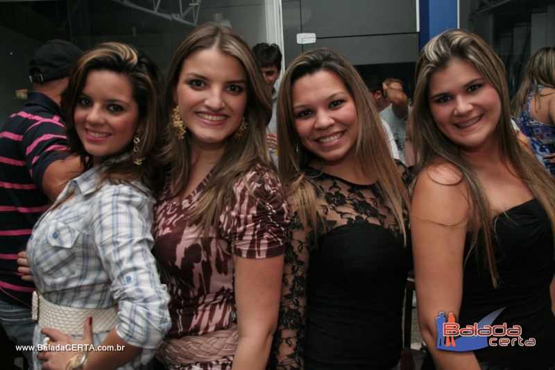 Balada: Fotos de Sexta na Plataforma do Choop na Cidade do Automovel - DF