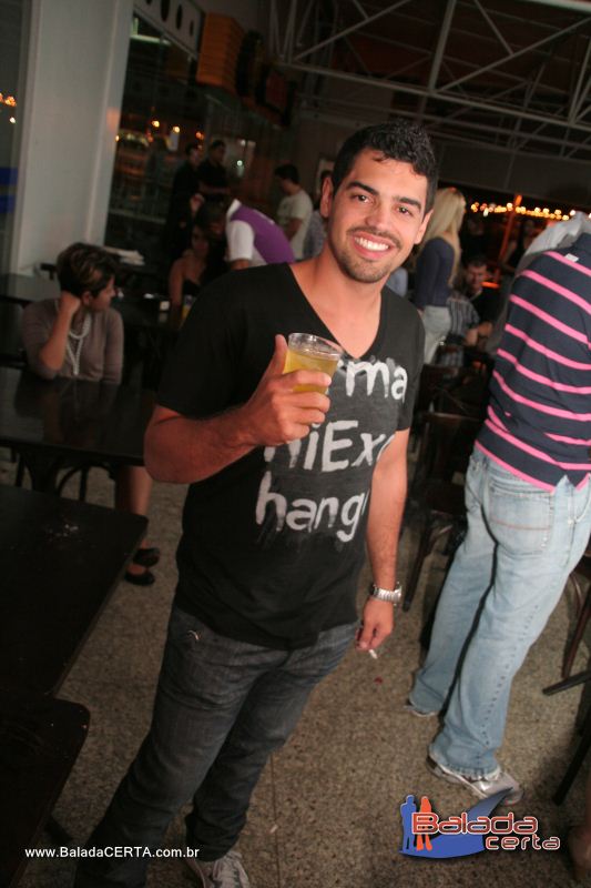 Balada: Fotos de Sexta na Plataforma do Choop na Cidade do Automovel - DF