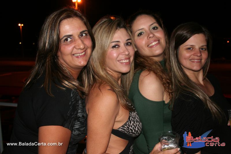 Balada: Fotos de Sexta na Plataforma do Choop na Cidade do Automovel - DF